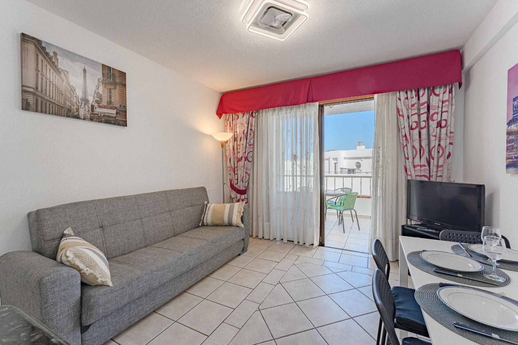 Park Margarita One Bedroom Лос Кристианос Экстерьер фото