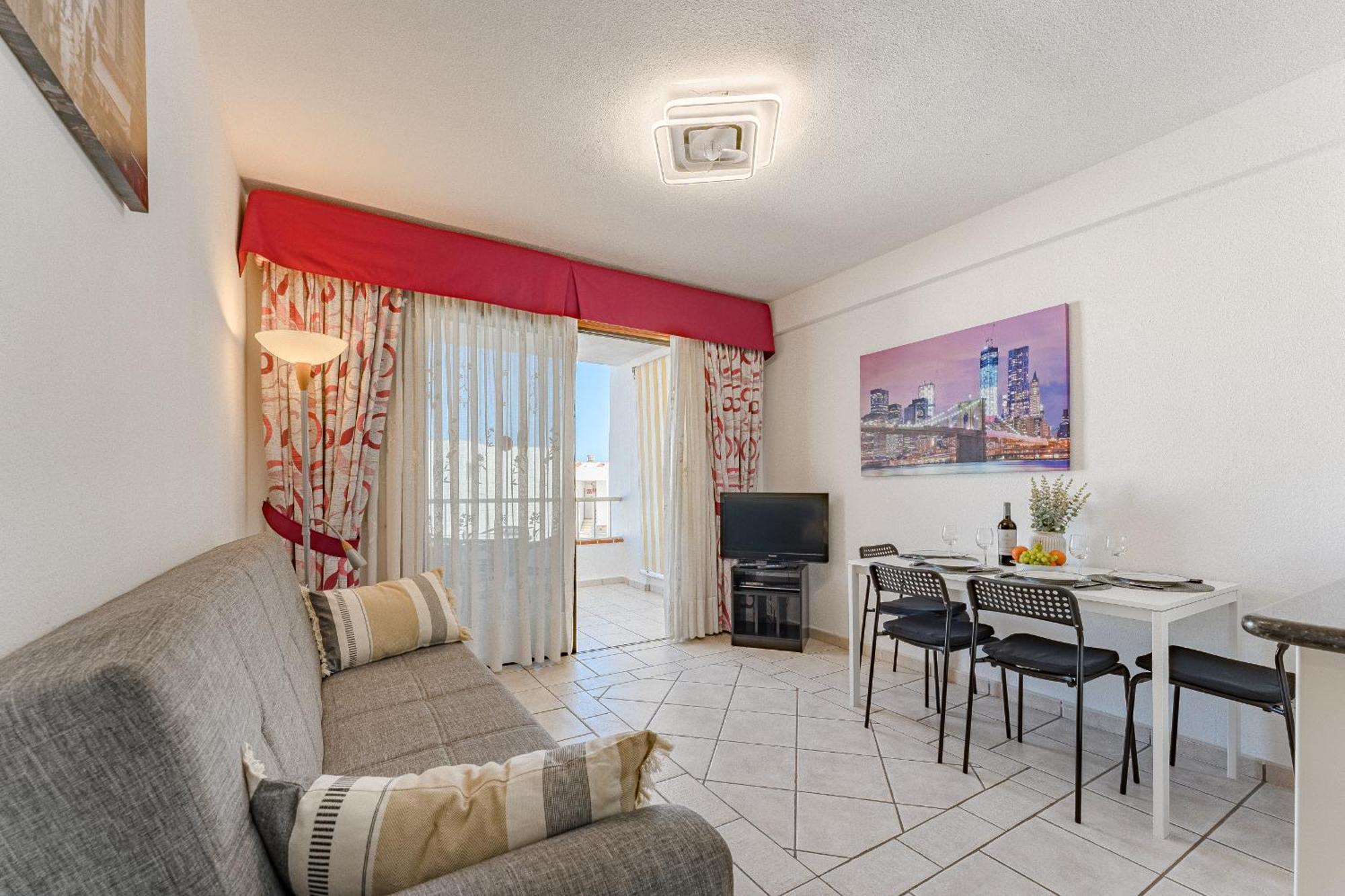 Park Margarita One Bedroom Лос Кристианос Экстерьер фото
